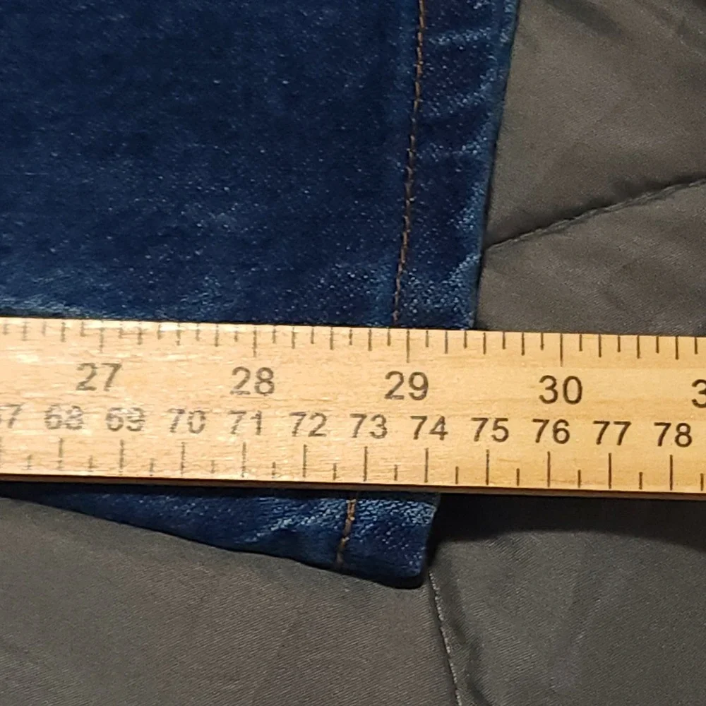 Vintage Wrangler 945NAV Cowboy Cut Jeans 42x30 Actual 40x29.5 USA Bootcut